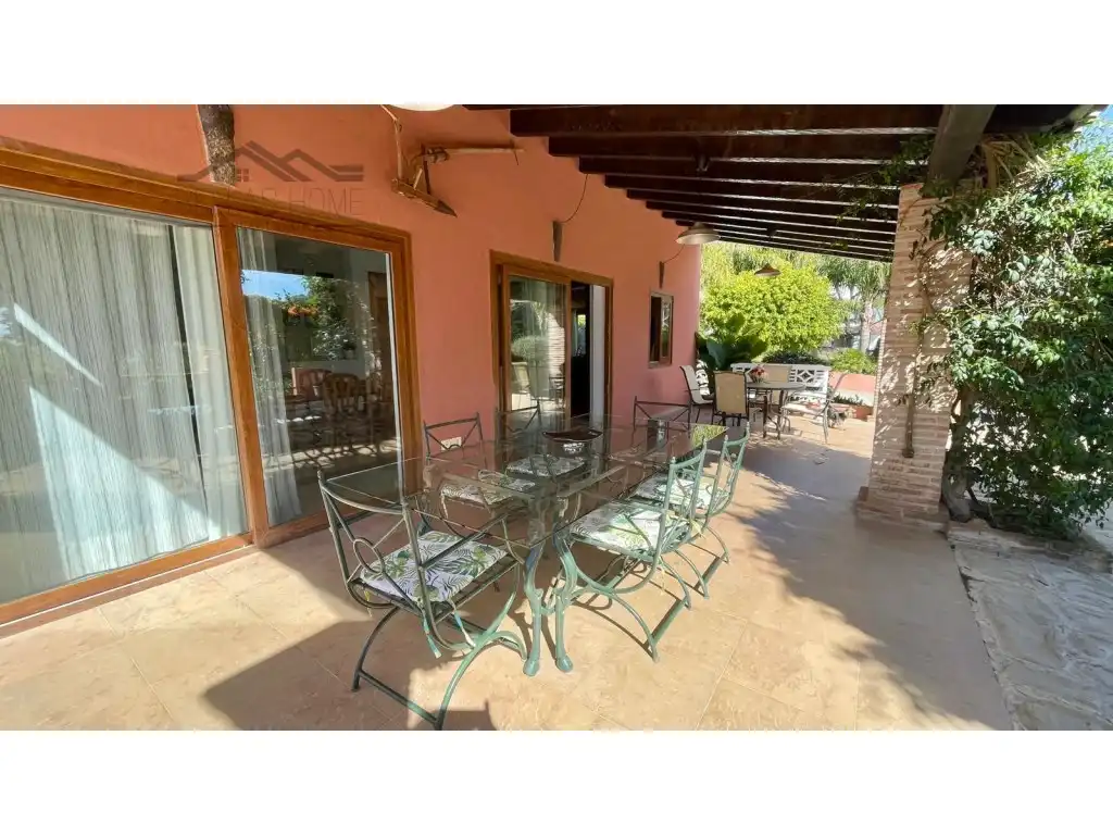 Terrassa de Casa o xalet en venda en Estepona
