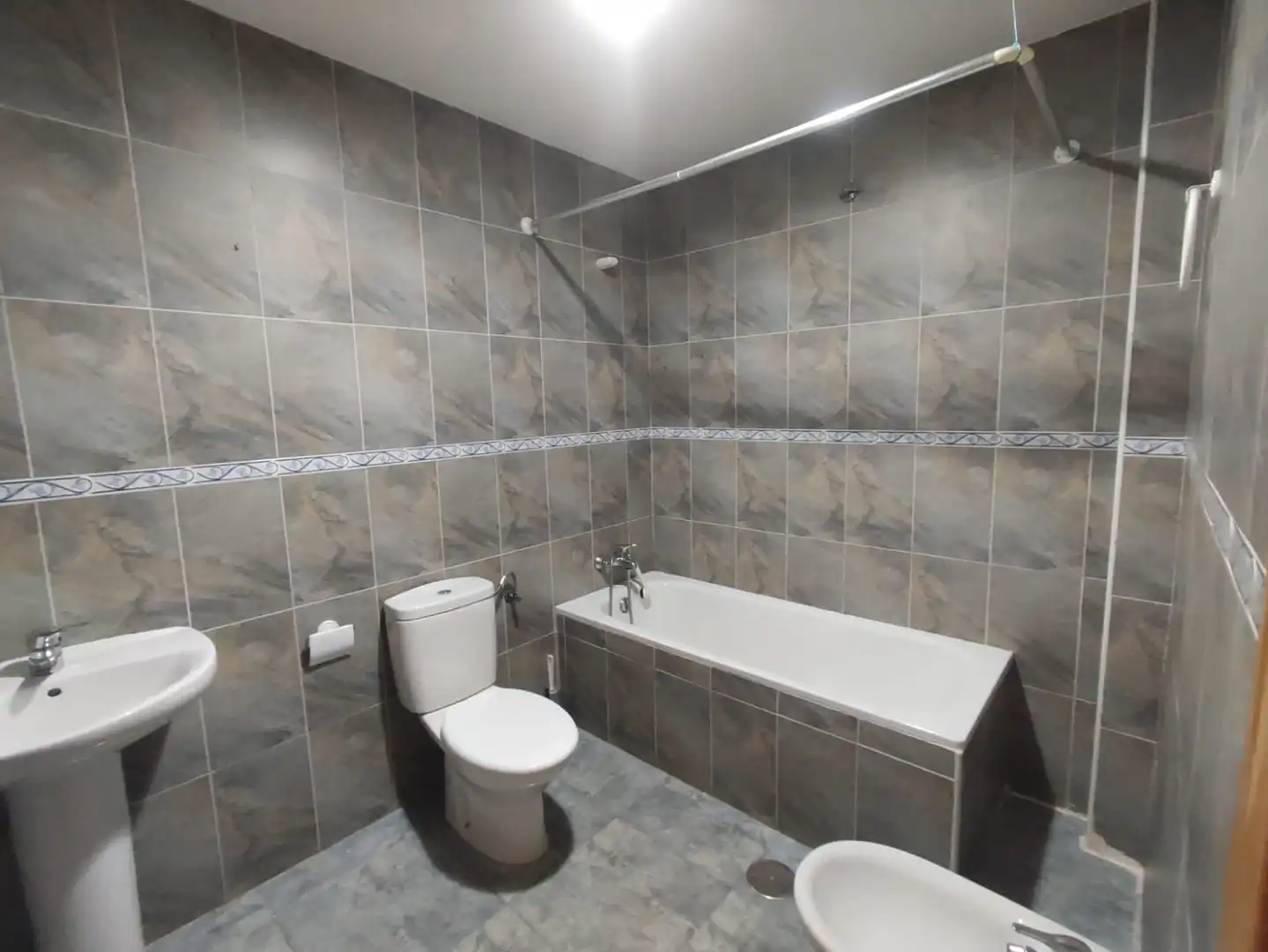 Baño de Planta baja en venta en Plasencia con Aire acondicionado