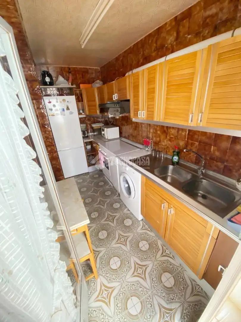 Kitchen of Flat for sale in Madrid