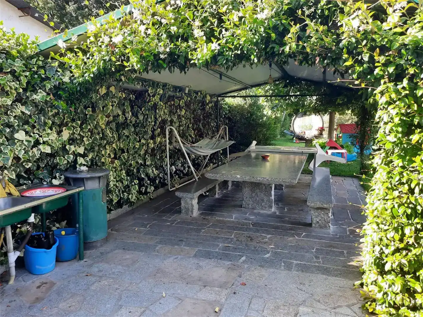 Terrassa de Finca rústica en venda en Leiro amb Piscina i Balcó