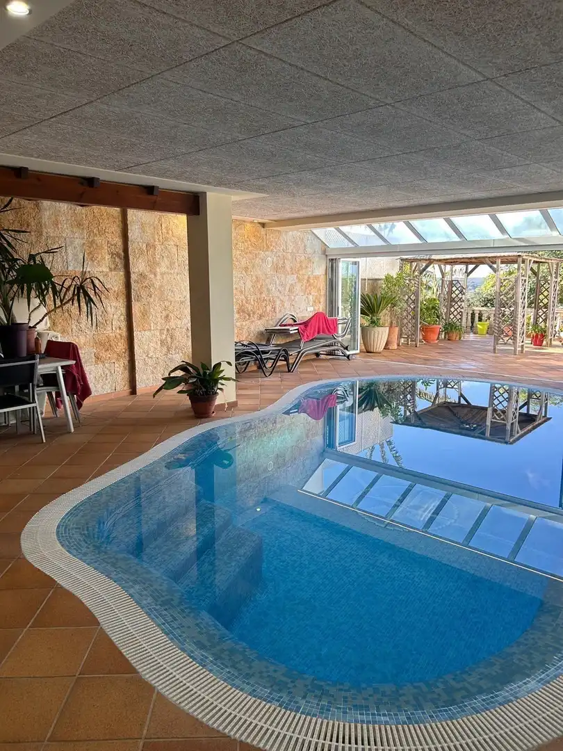 Piscina de Casa adosada en venta en Alaior con Aire acondicionado, Calefacción y Jardín privado