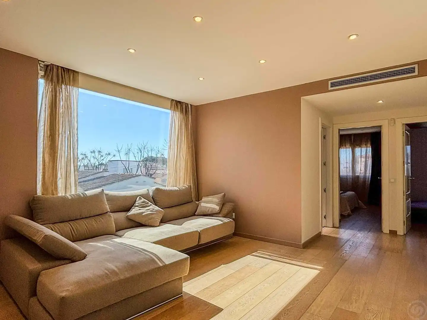 Sala d'estar de Casa o xalet en venda en Empuriabrava amb Aire condicionat, Calefacció i Terrassa