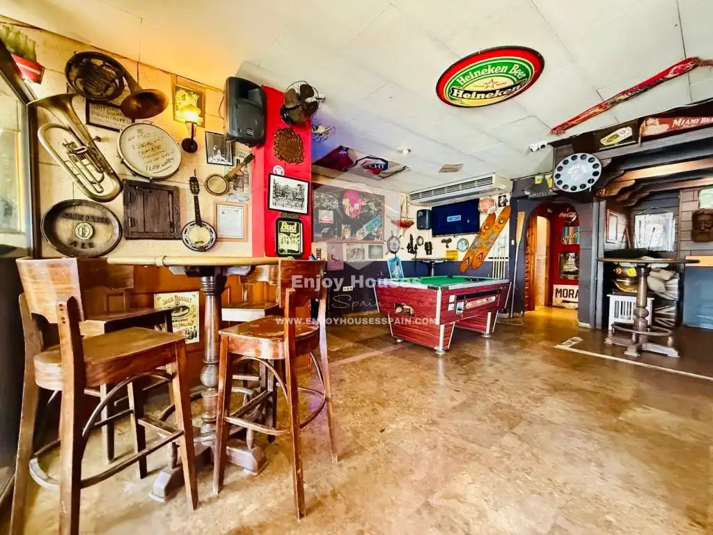 Local comercial en venta en Casco Urbano, imagen 5