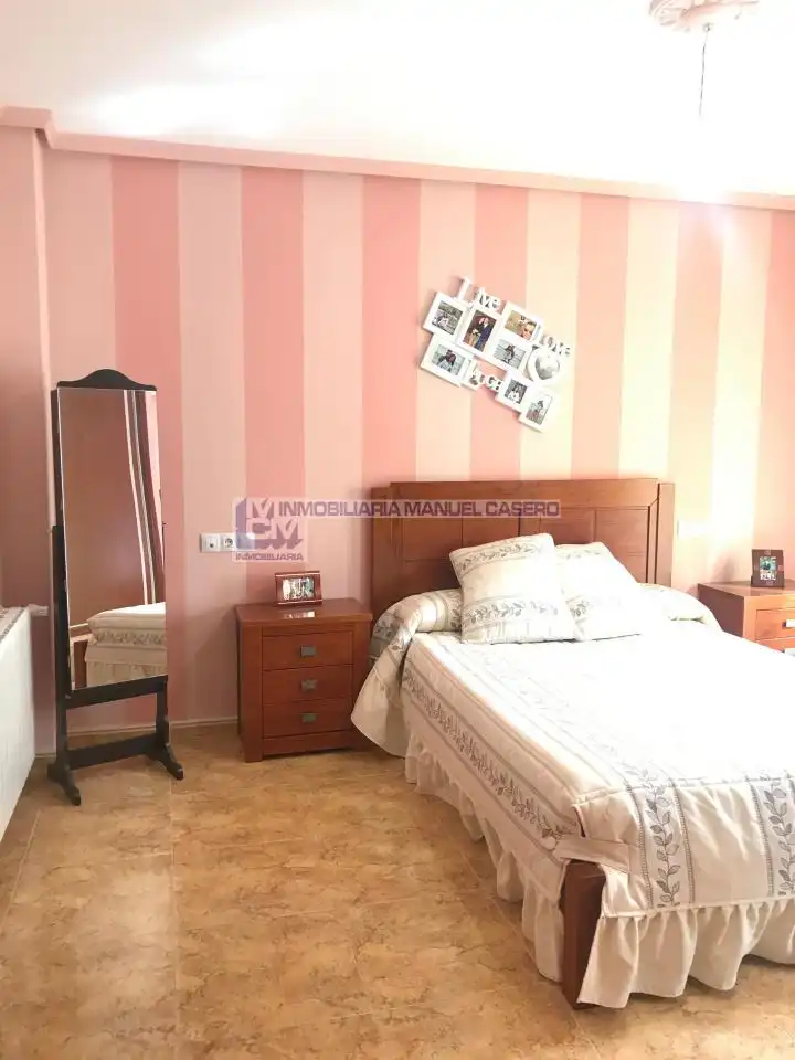 Bedroom of Flat for rent in Cáceres  with Heating, Terrace and Storage room