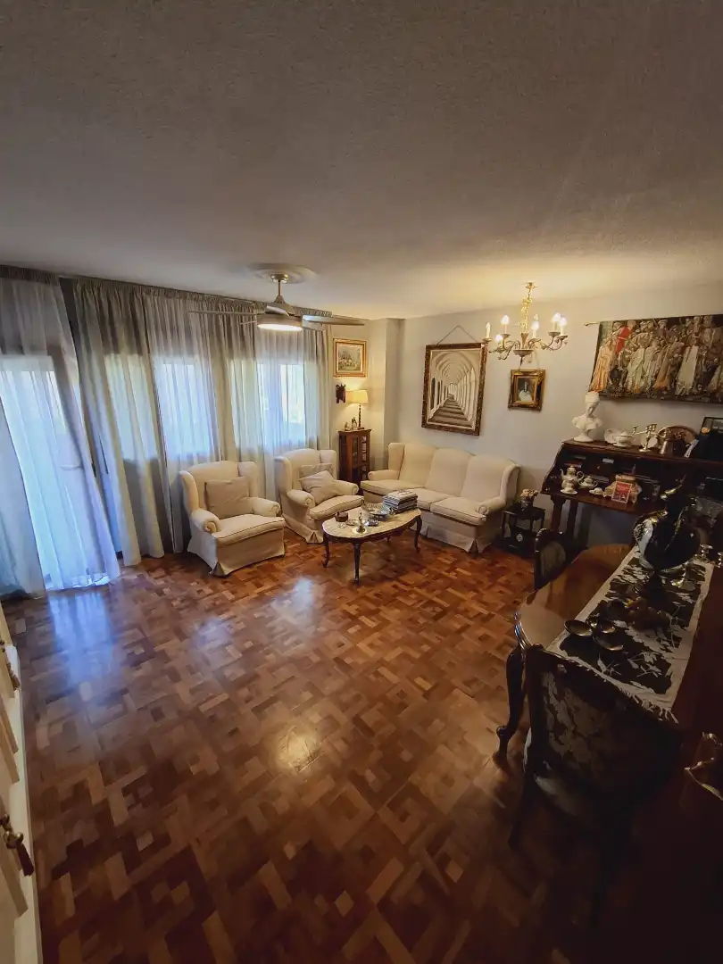 Sala de estar de Casa o chalet en venta en Villaviciosa de Odón con Aire acondicionado, Calefacción y Parquet
