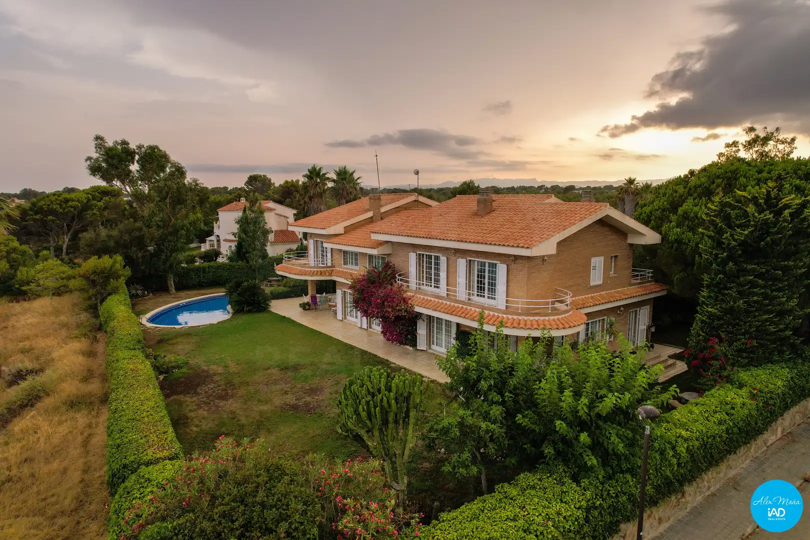 Villa avec piscine à vendre à Les Tres Cales, imagen 3