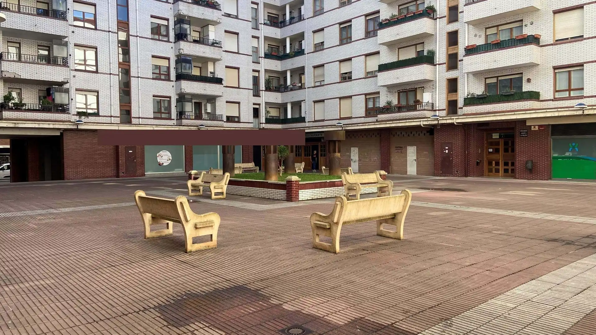 Vista exterior de Local en venta en Etxebarri