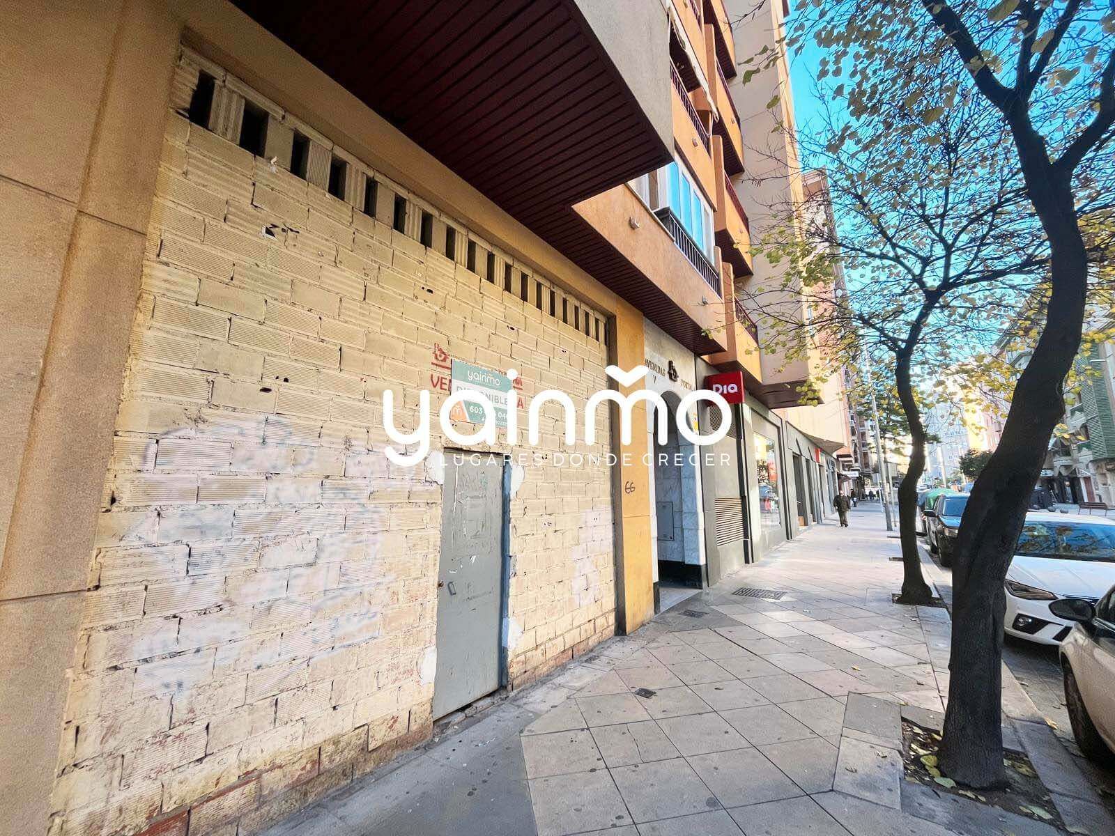 Premises for sale in Calle Miguel Castillejo, Renfe - Bulevar 1ª y 2ª Fase