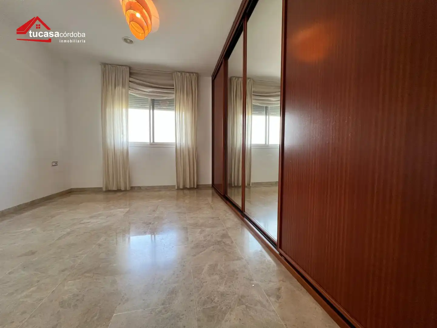 Dormitori de Àtic en venda en Córdoba amb Terrassa i Traster