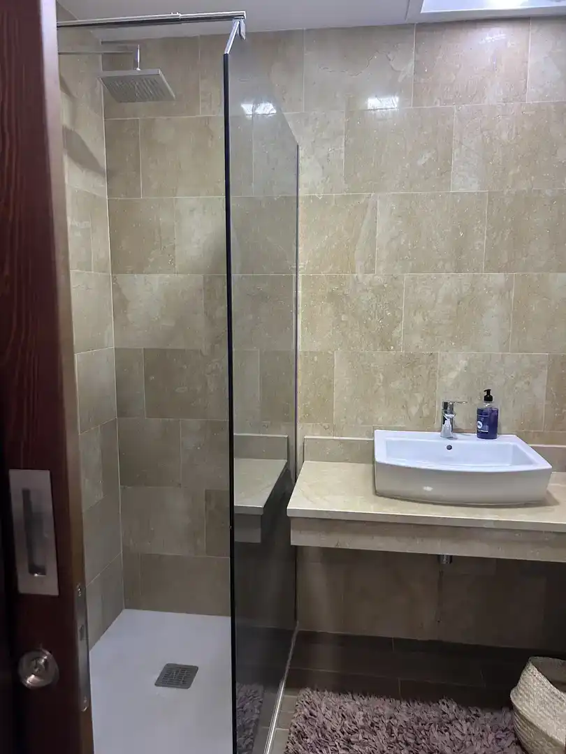 Baño de Dúplex en venta en Arrecife con Aire acondicionado y Balcón