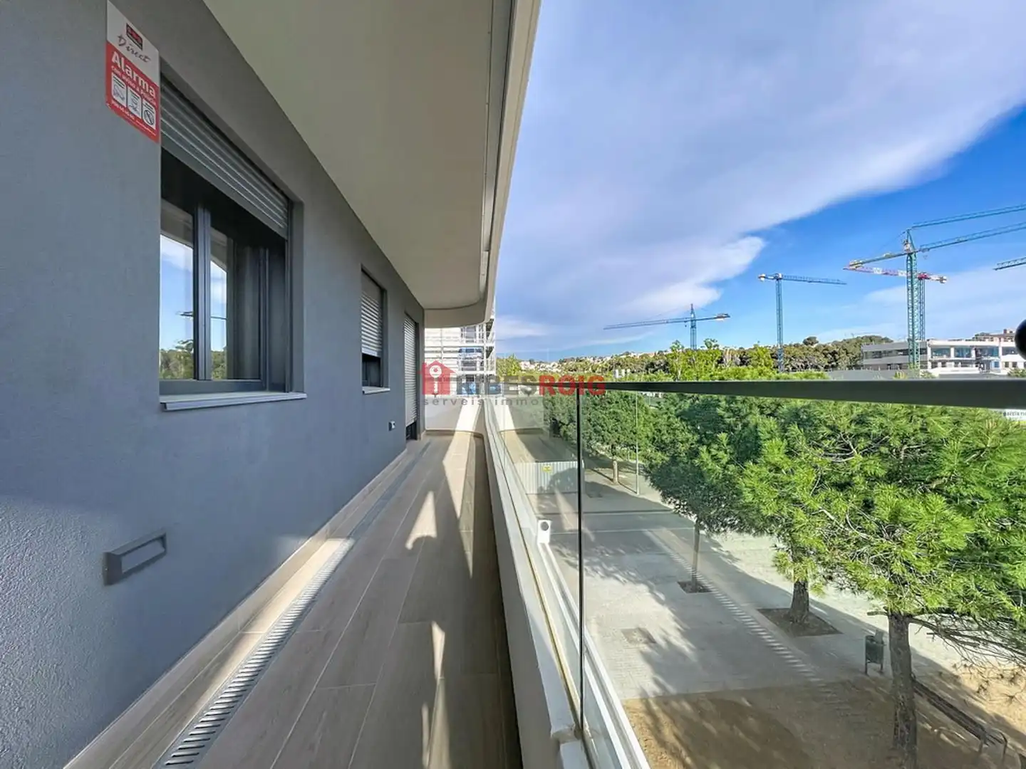 Außenansicht von Wohnung zur Miete in Sant Pere de Ribes mit Klimaanlage, Heizung und Terrasse