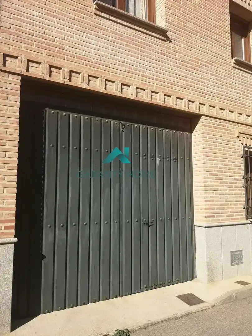 Vista exterior de Casa adosada en venta en Gálvez con Calefacción