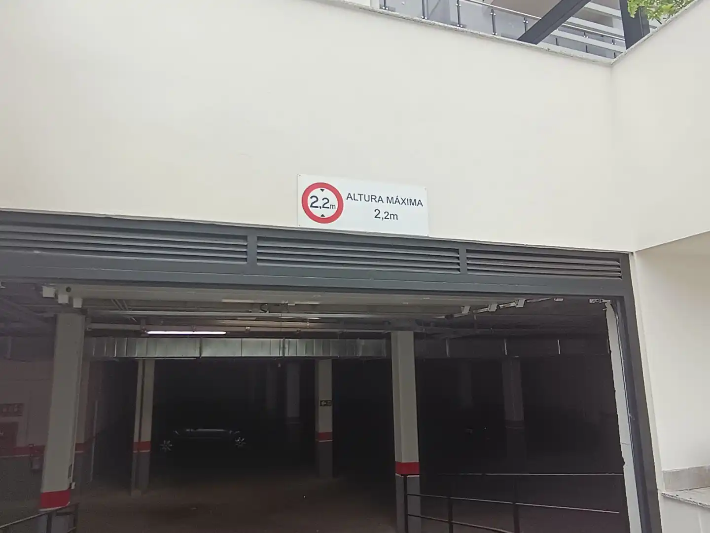 Parkplatz von Garage zur Miete in Granada