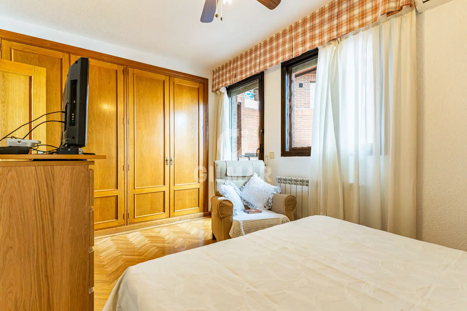 Schlafzimmer von Wohnung zum Verkauf in Madrid mit Heizung und Balkon