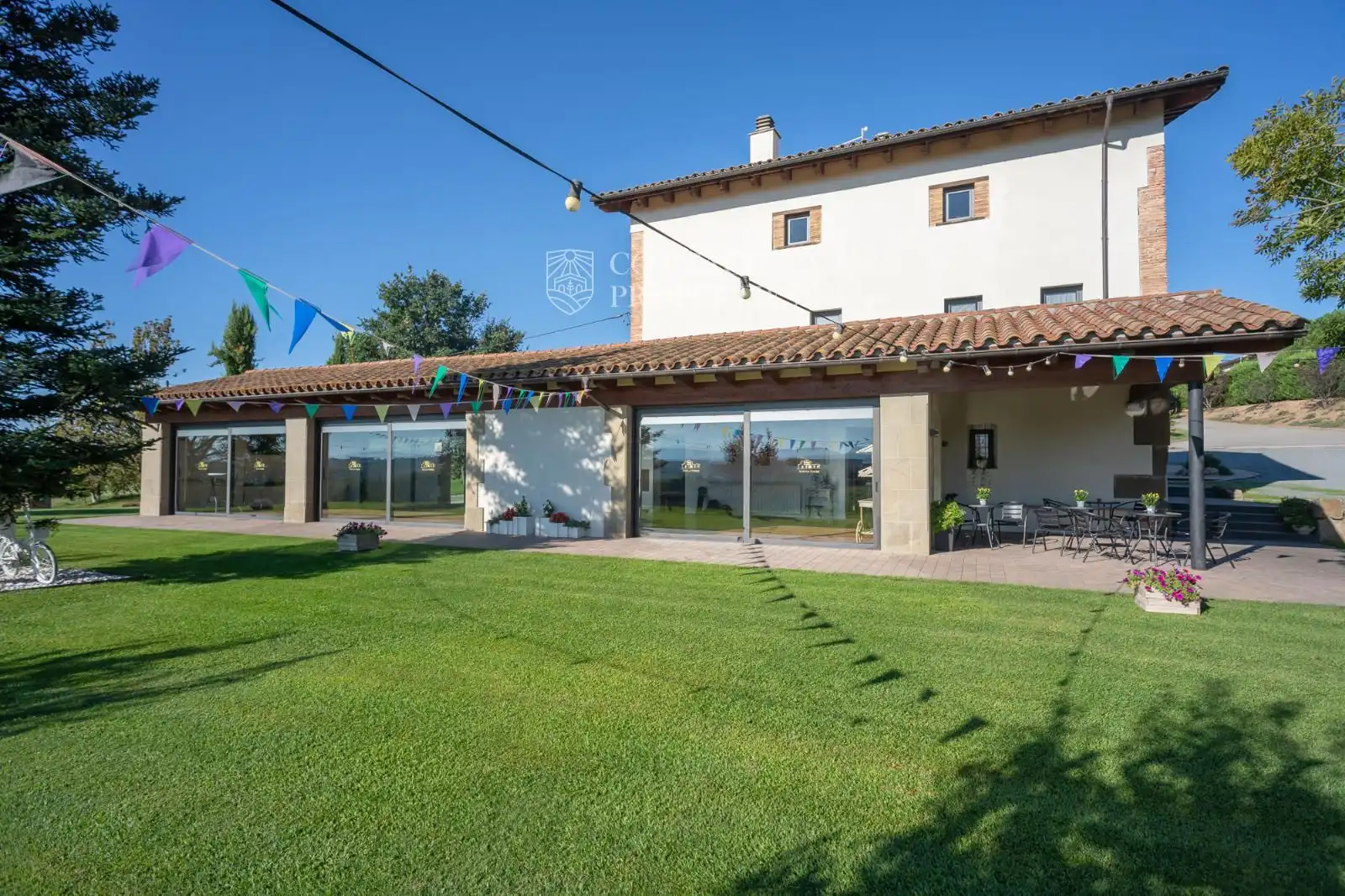 Vista exterior de Finca rústica en venta en Torelló con Terraza y Amueblado