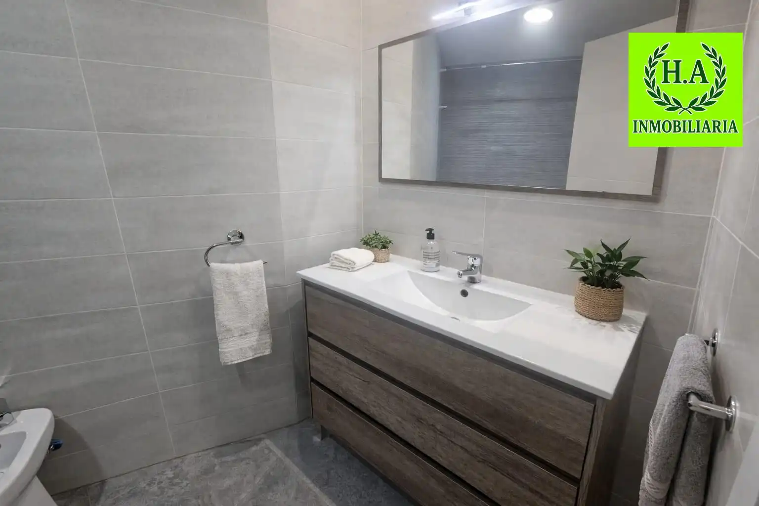 Baño de Piso en venta en Pedrezuela con Calefacción