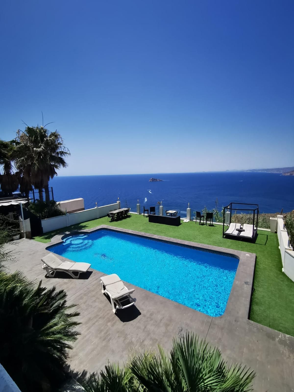 Piscina de Casa o chalet en venta en Benidorm con Jardín privado, Trastero y Piscina