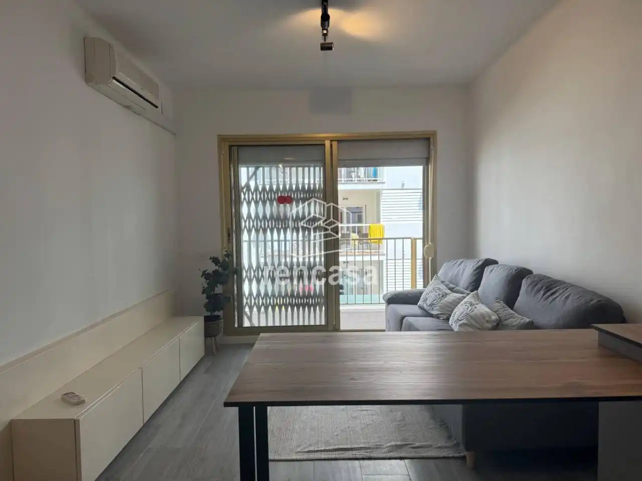 Living room of Flat for sale in Cambrils  with Air Conditioner, Heating and Furnished