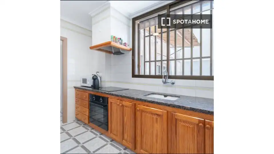 Cocina de Piso de alquiler en Alzira con Aire acondicionado, Calefacción y Amueblado