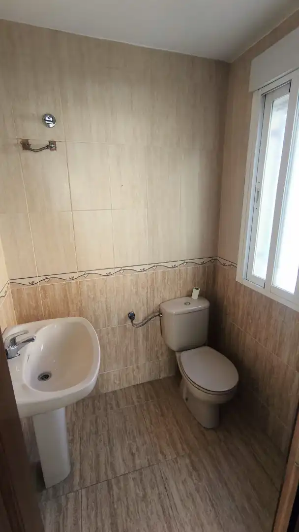 Bathroom of Houses for sale in Campillo de Arenas  with Furnished