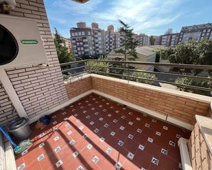 Terrassa de Pis de lloguer en Vila-real amb Aire condicionat i Balcó