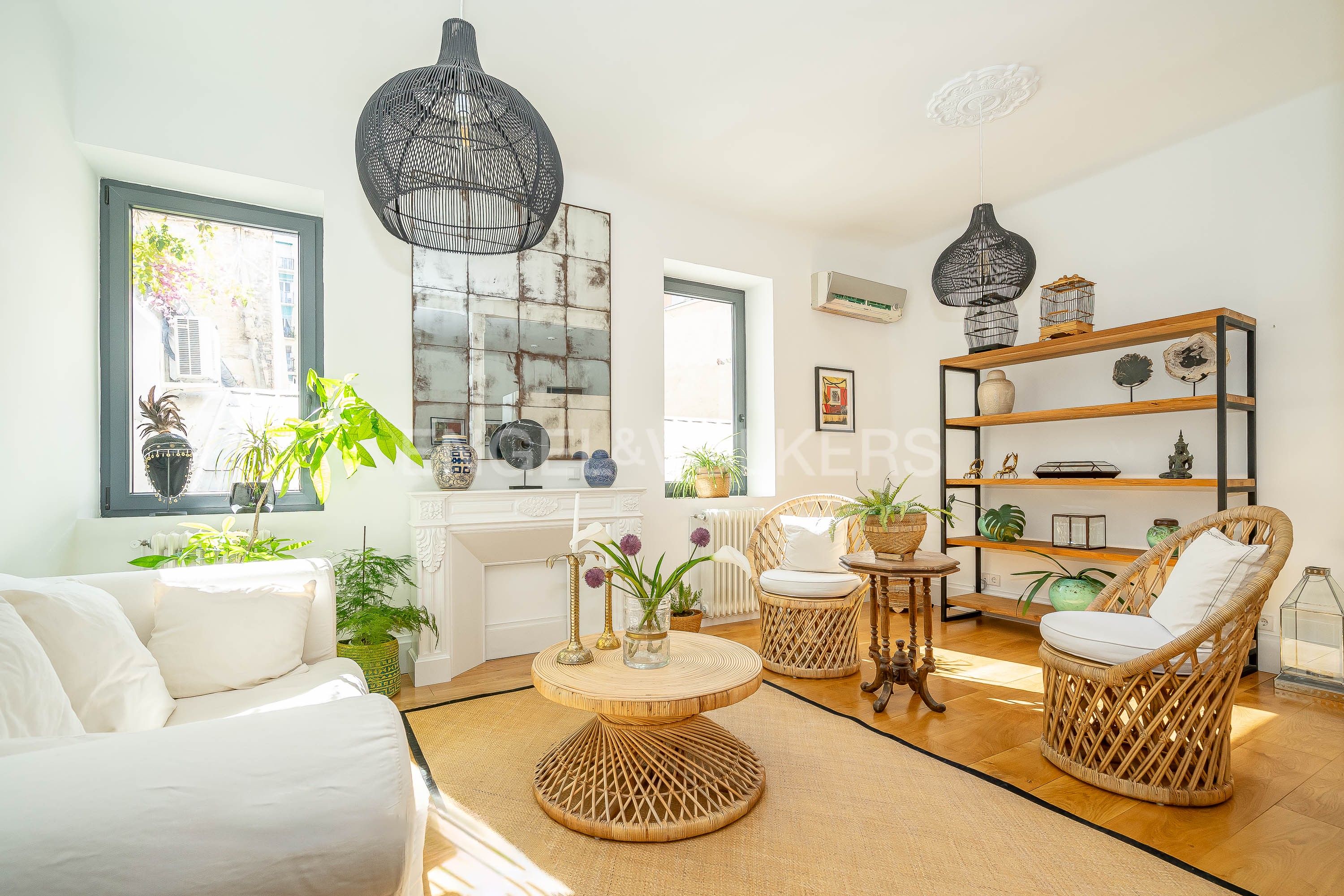 Living room of Apartment to rent in  Madrid Capital  with Air Conditioner, Heating and Furnished