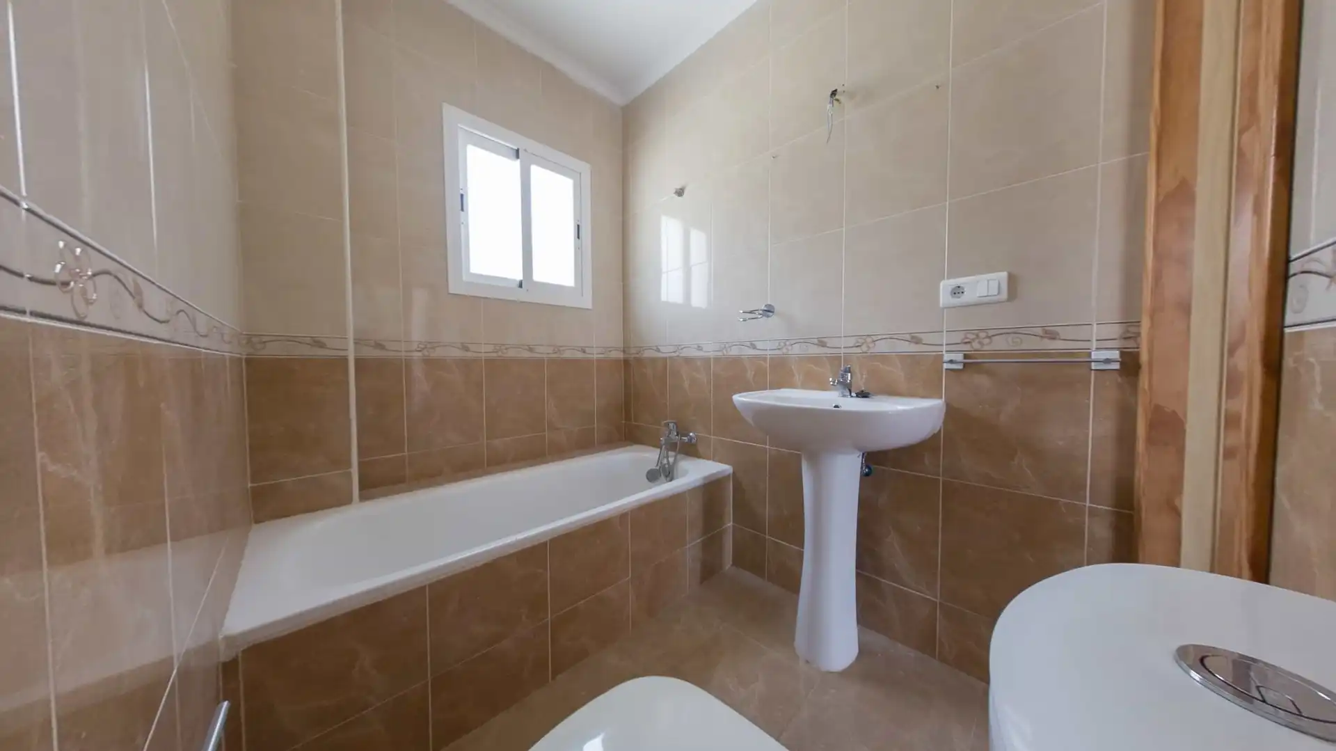 Baño de Casa o chalet en venta en Torrox con Aire acondicionado, Trastero y Balcón