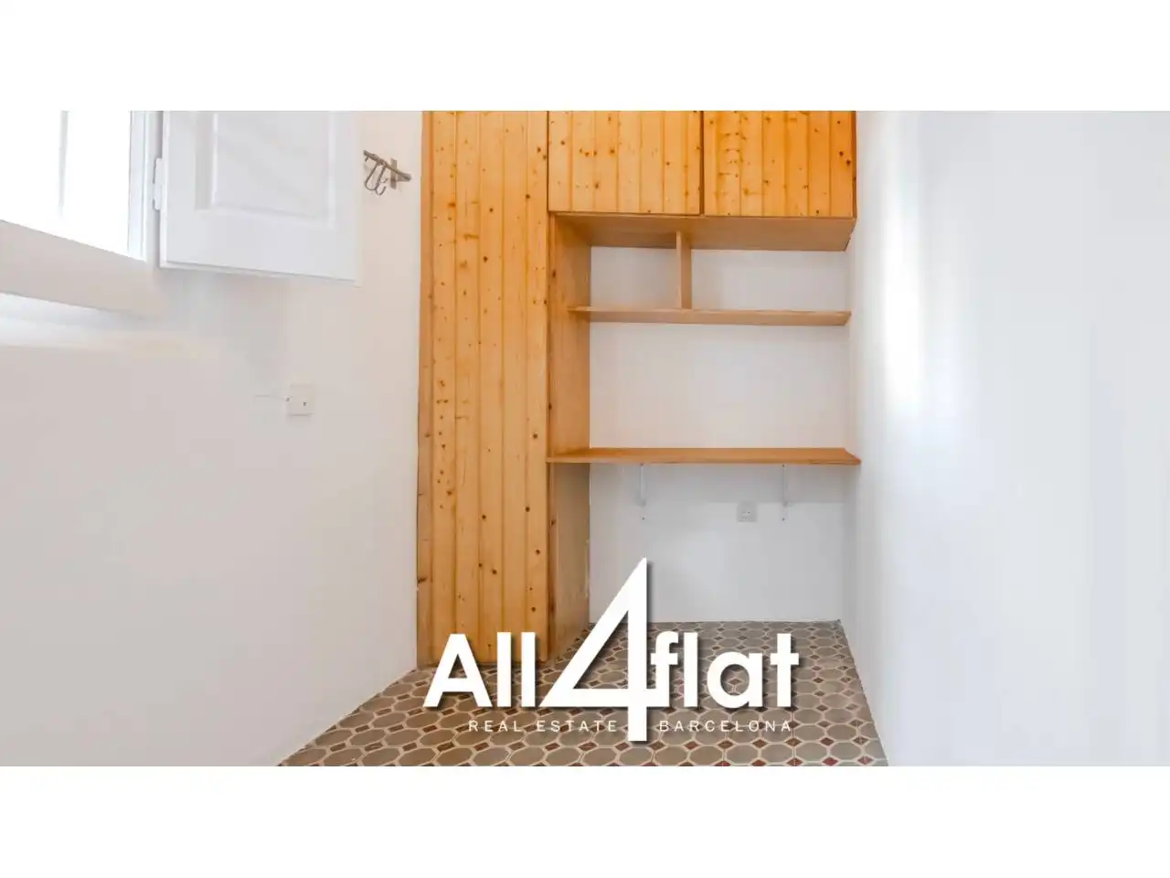 Schlafzimmer von Wohnung zur Miete in L'Hospitalet de Llobregat mit Klimaanlage, Privatgarten und Möbliert