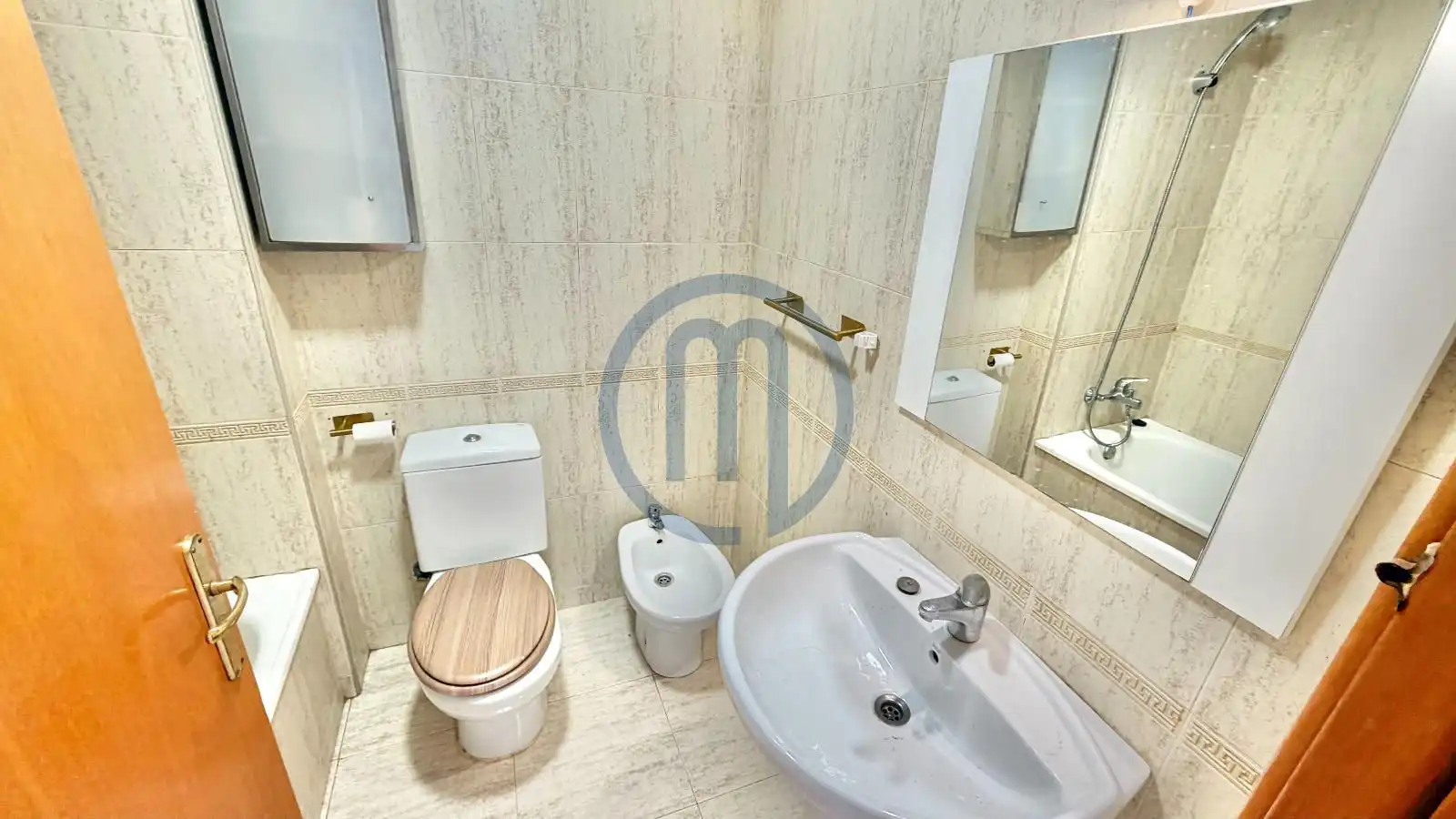 Bathroom of Flat for sale in Canovelles