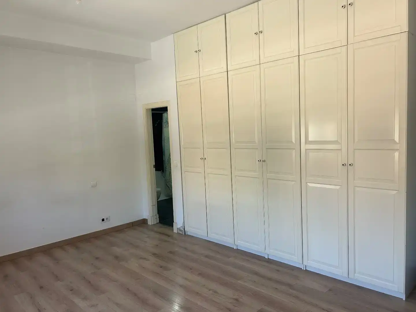 Dormitori de Pis en venda en Mairena del Aljarafe amb Aire condicionat
