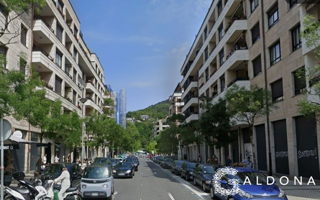 Exterior view of Garage for sale in Donostia - San Sebastián 