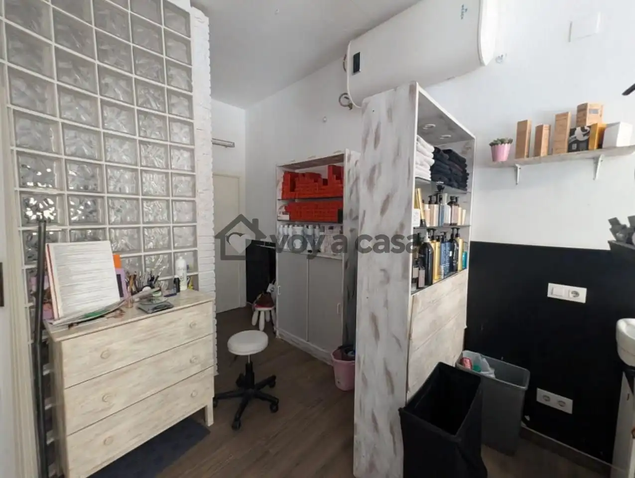 Local comercial de lloguer a calle de Francesc Matas i Rodés, imagen 8