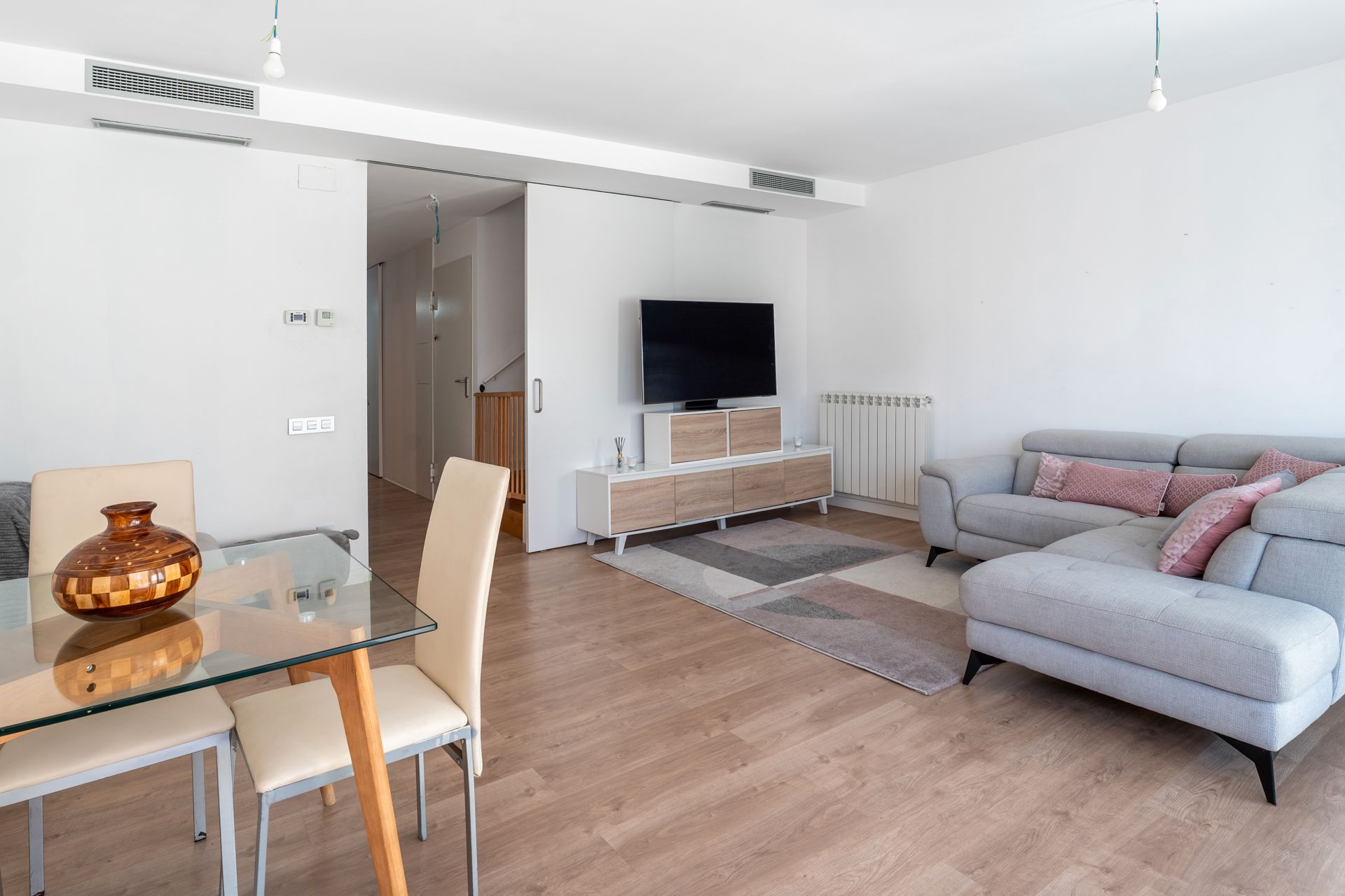 Living room of Houses for sale in Sitges  with Air Conditioner, Heating and Private garden