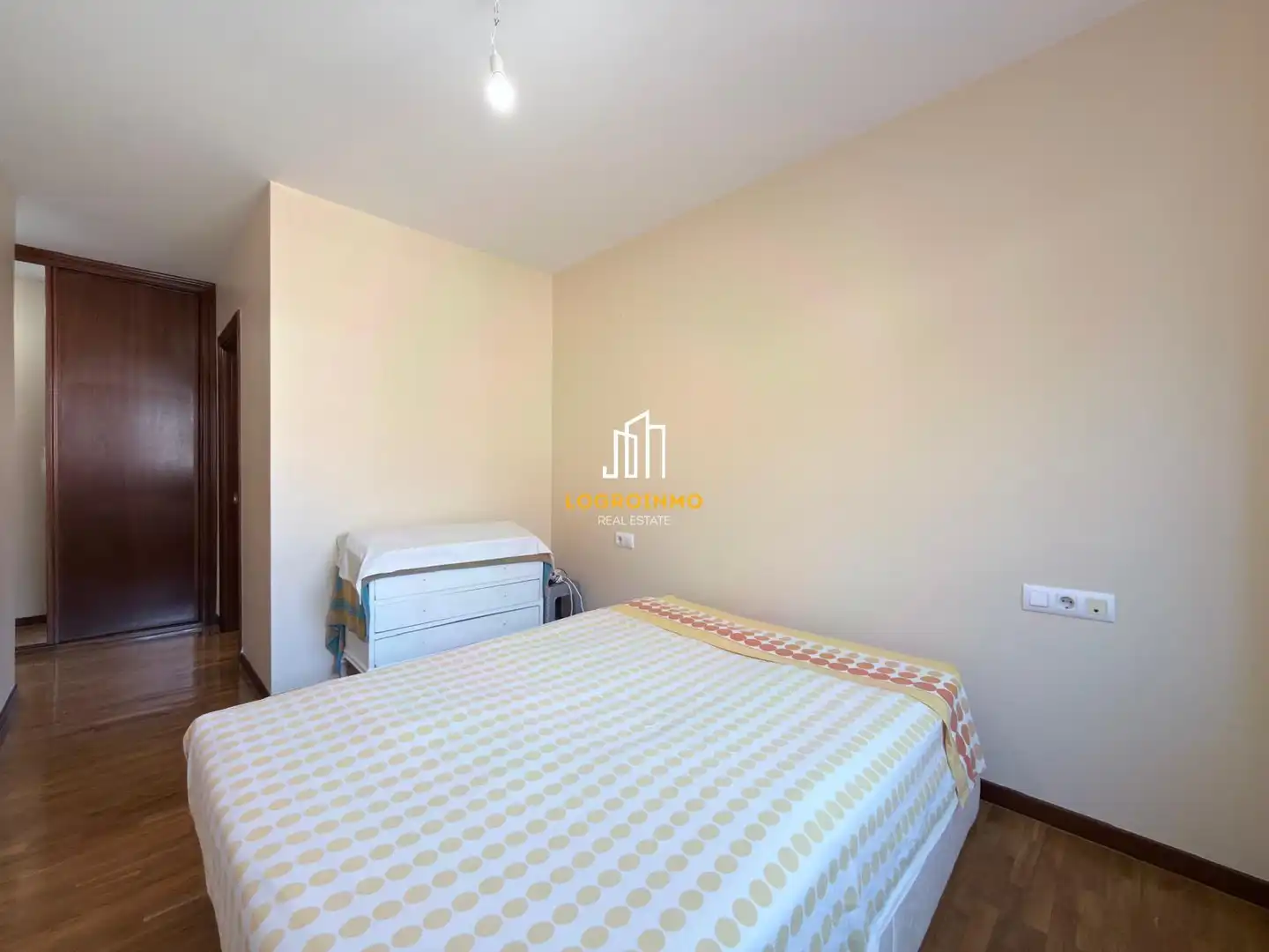Bedroom of Flat for sale in Lardero  with Heating, Storage room and Furnished