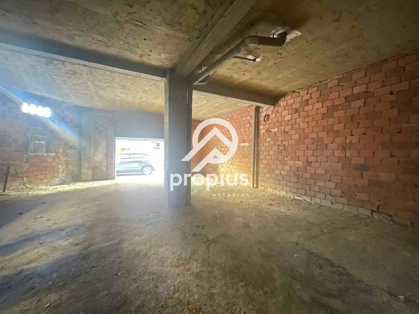 Commercial properties for rent in Llanera