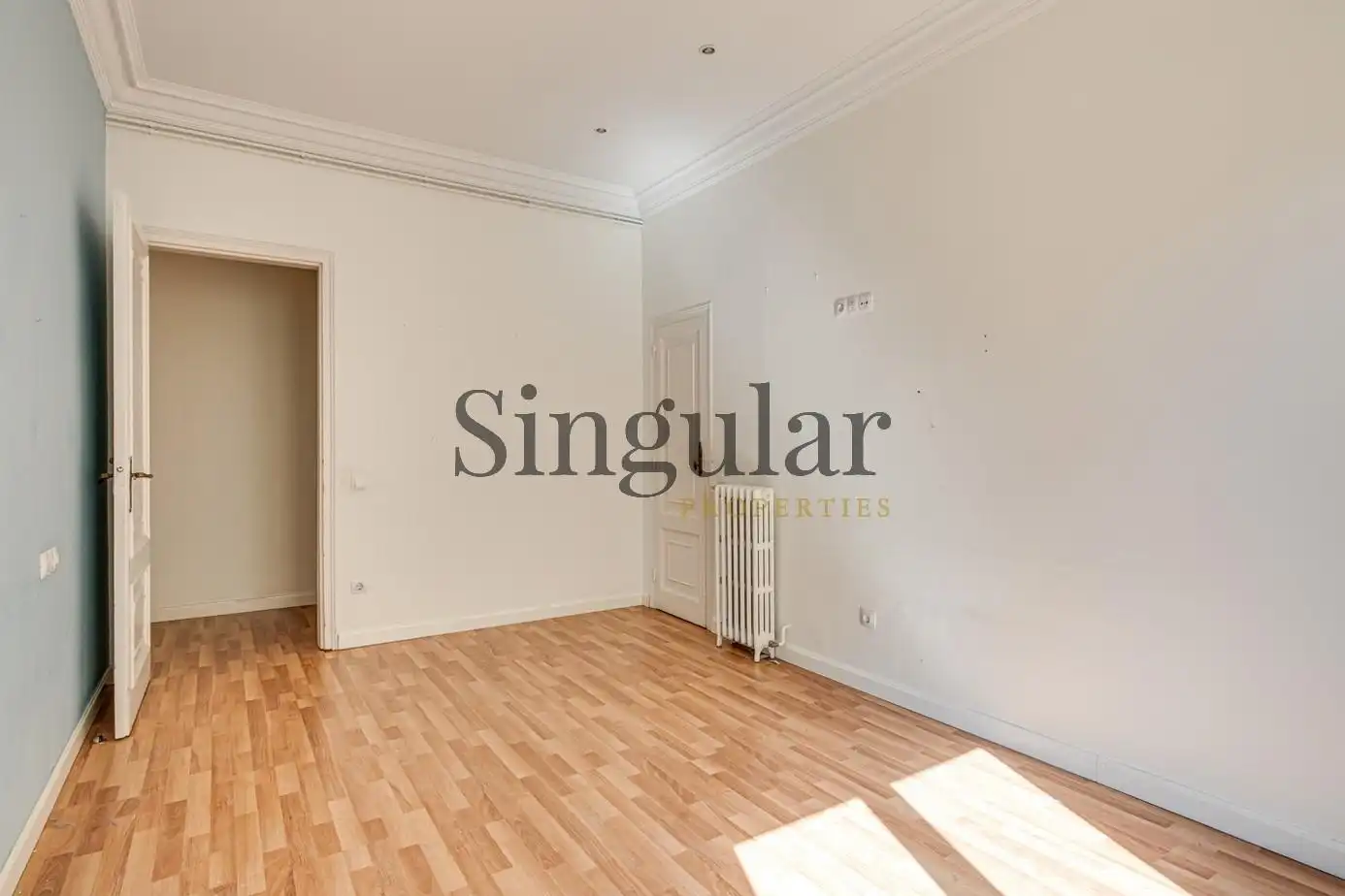 Habitación de Piso en venta en Barcelona con Calefacción y Alarma