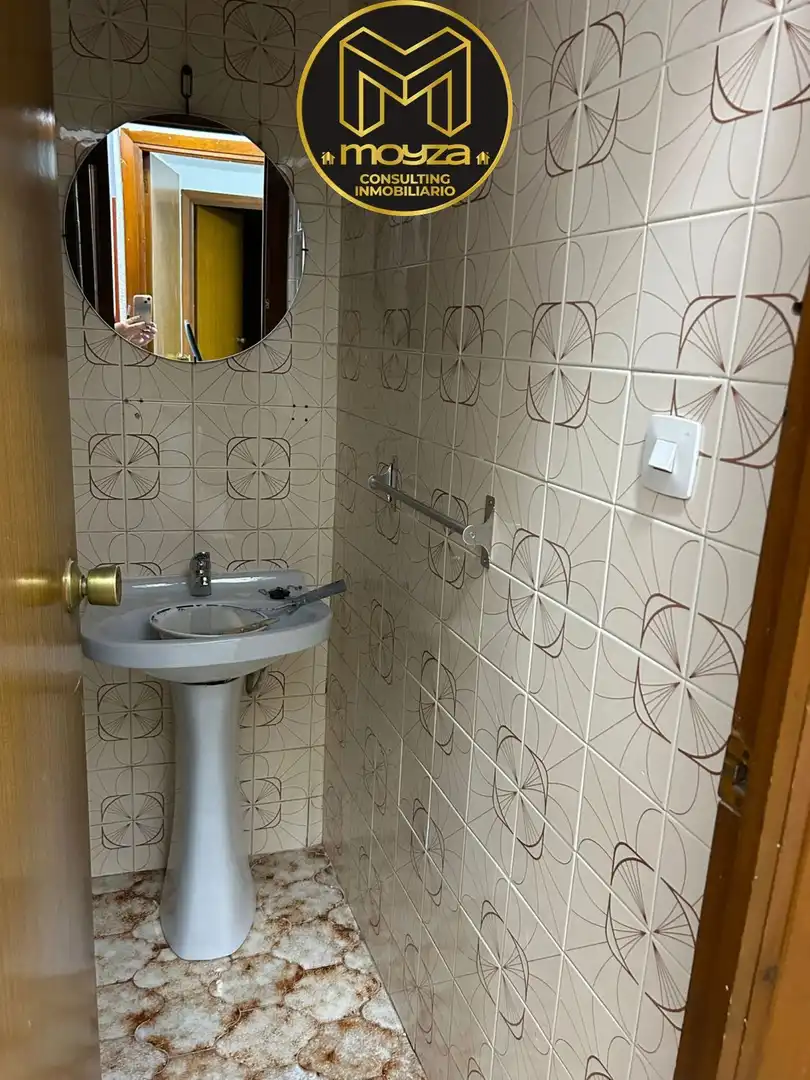 Bany de Pis en venda en Linares amb Aire condicionat i Calefacció