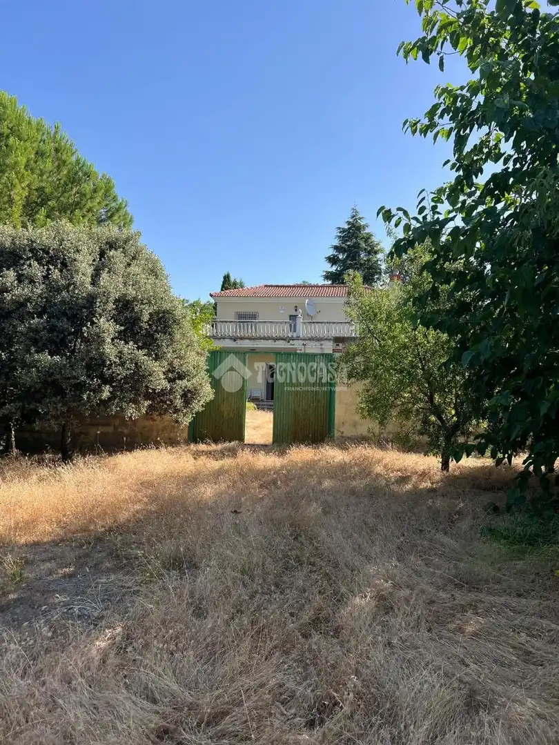Casa rústica amb terrassa en venda a Baeza, imagen 32