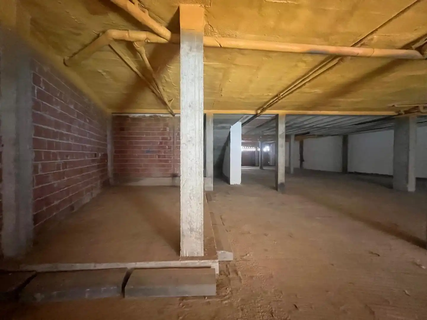 Local comercial en venta en Calle Límite 17, imagen 4