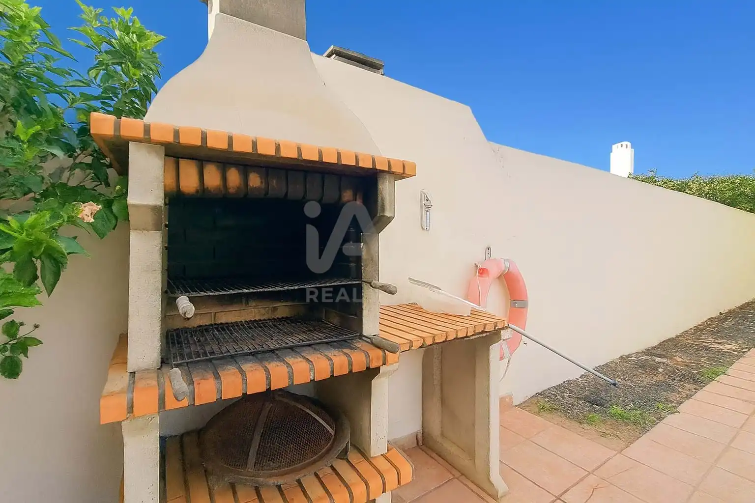 Vista exterior de Casa o chalet en venta en Yaiza con Aire acondicionado, Terraza y Piscina