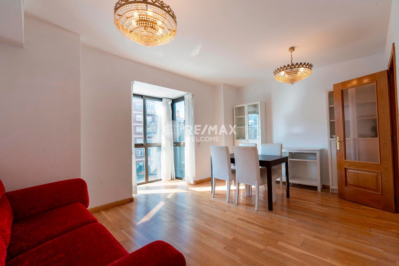 Exterior view of Flat for sale in  Madrid Capital  with Heating