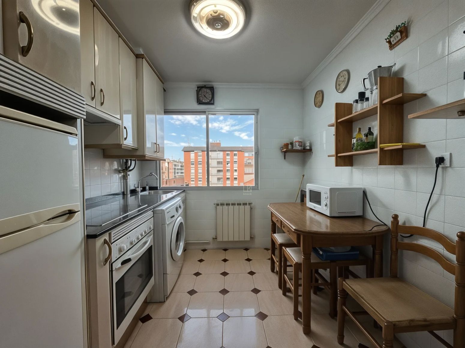 Kitchen of Flat for sale in Gijón   with Heating, Parquet flooring and Terrace