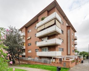 Exterior view of Flat for sale in Sant Feliu de Llobregat  with Air Conditioner, Terrace and Balcony