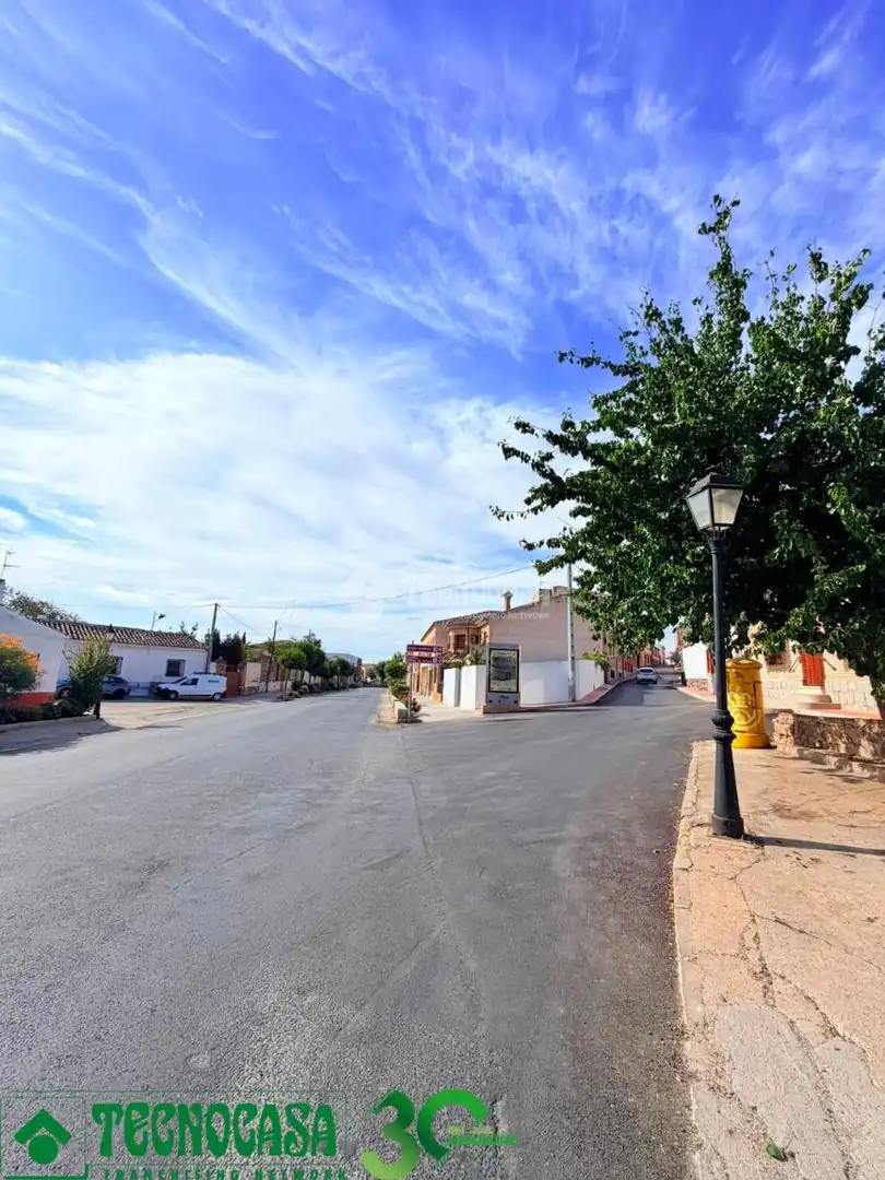 Vista exterior de Casa adosada en venda en Guadamur amb Calefacció