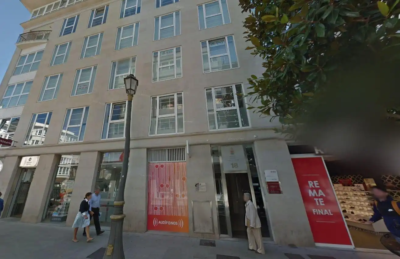 Piso en venta en RAIÑA (DA), 18, Centro - Recinto Amurallado