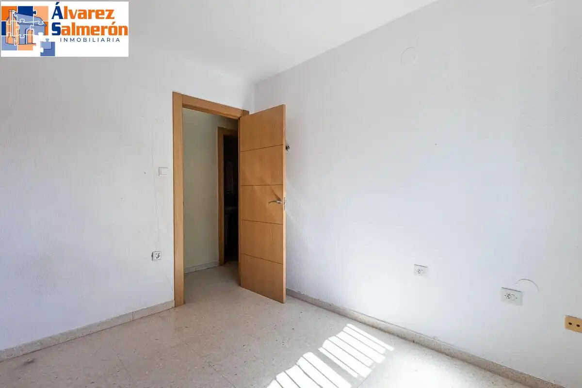Piso en venta en Calle Bajo de Huétor, Cervantes