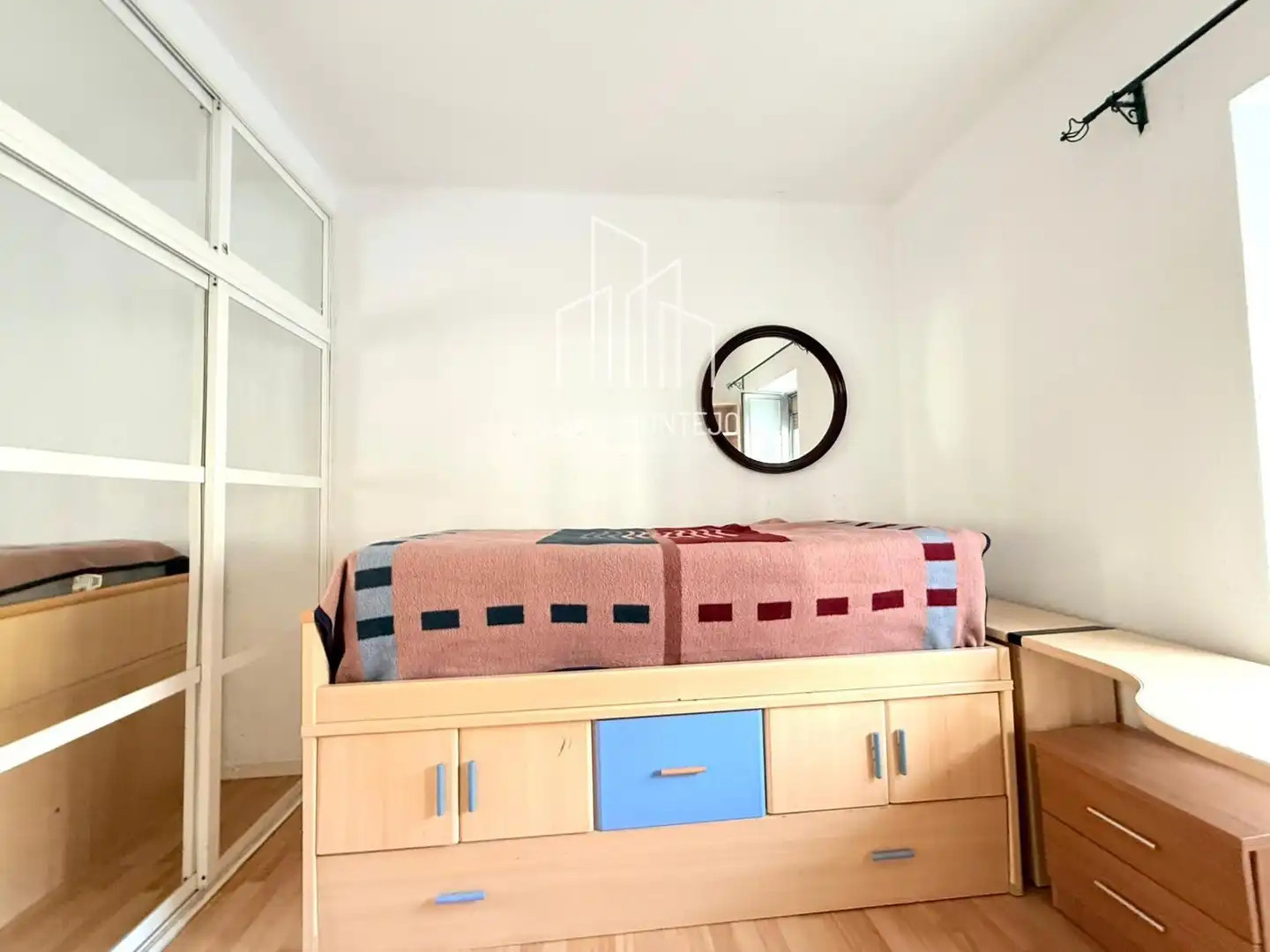 Bedroom of Flat for sale in Salamanca  with Heating, Oven and Washing machine