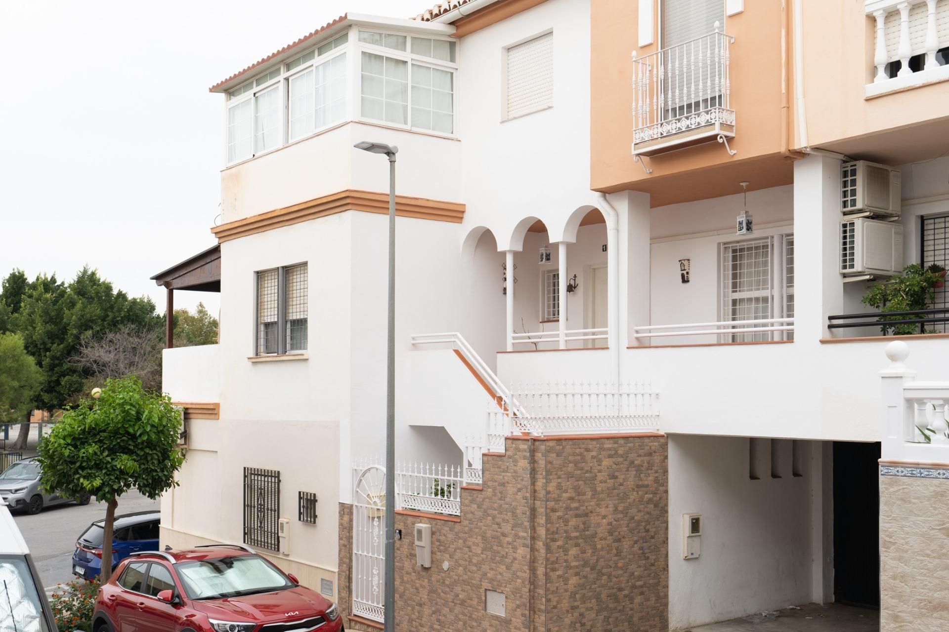 Exterior view of House or chalet for sale in Motril  with Air Conditioner, Terrace and Balcony