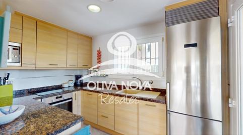 Foto 5 de Casa adosada en venda a Avenida Gaudi, Oliva Nova, Valencia