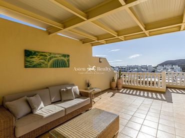 Àtic amb piscina en venda a Jilguero